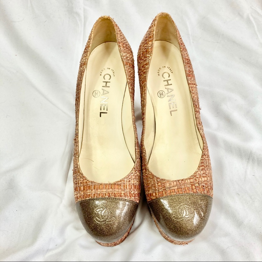 ⚡️⚡️ HOST PICK ⚡️⚡️Chanel raffia pumps size 37.5 - Picture 4 of 11